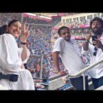 Did Anushka Sharma hide her baby bump with a happy smile as she posed for Arijit Singh at the stadium?