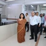 US bars over 7,200 truck drivers for failing English tests; Indian-origin truckers among the worst hit